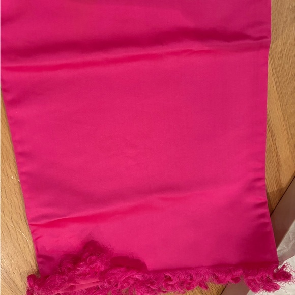 Vintage BONWIT TELLER Solid Bubblegum PINK Muff - Picture 13 of 14